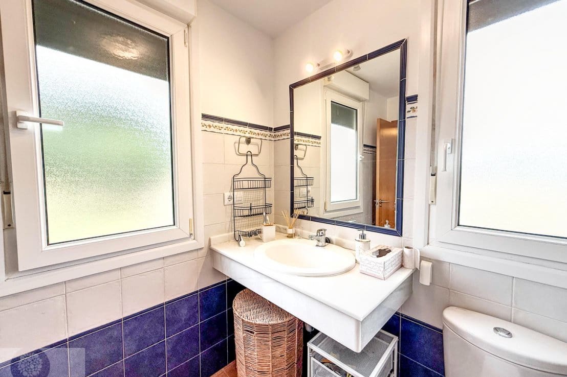 3 slaapkamer Halfvrijstaande villa te koop in Ayamonte met zwembad - € 215.000 (Ref: 9380058)