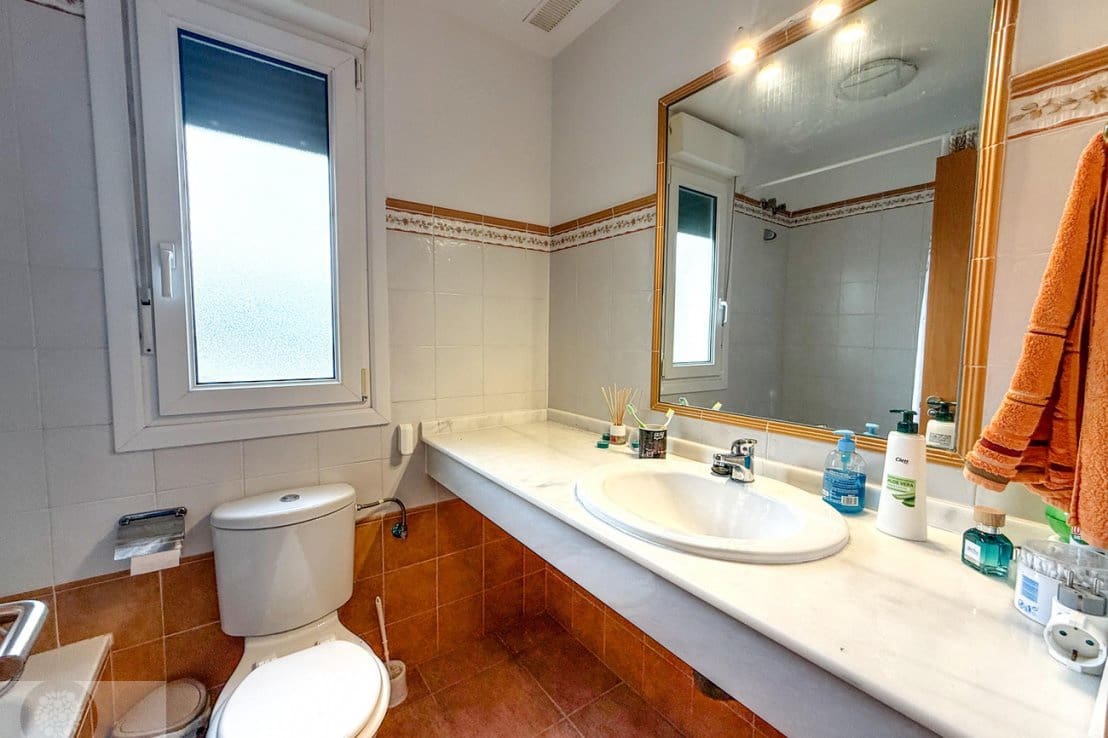 3 slaapkamer Halfvrijstaande villa te koop in Ayamonte met zwembad - € 215.000 (Ref: 9380058)