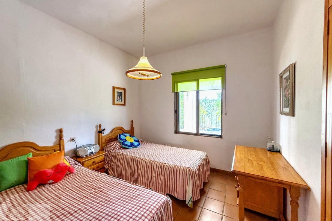 4 soverom Finca/Herregård til salgs i Beas med svømmebasseng - € 290 000 (Ref: 9390015)