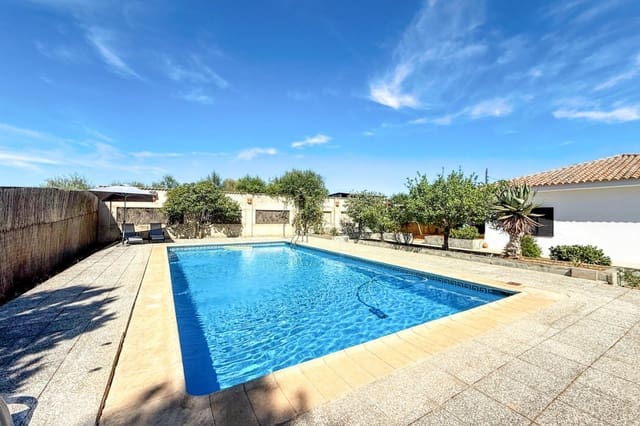 4 soveværelse Finca/Landehus til salg i Beas med swimmingpool - € 290.000 (Ref: 9390015)