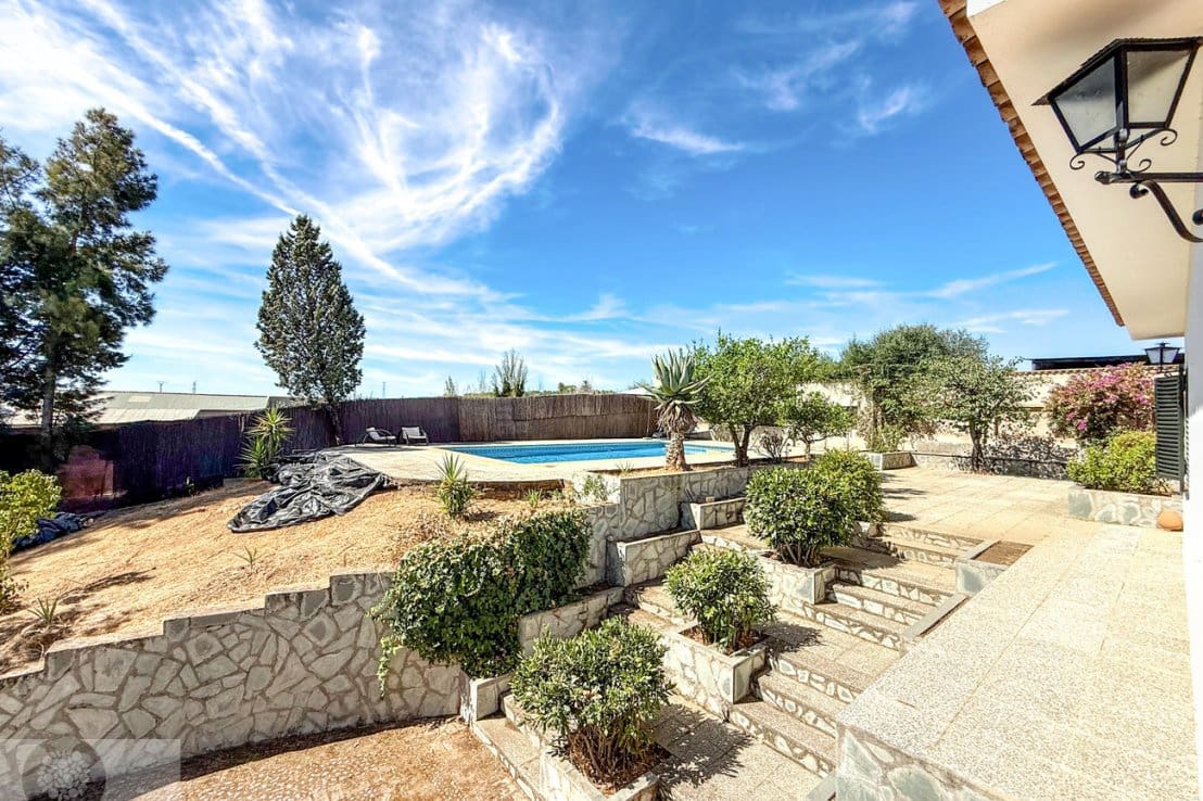 4 soverom Finca/Herregård til salgs i Beas med svømmebasseng - € 290 000 (Ref: 9390015)