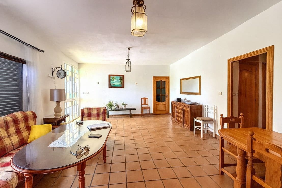 4 soverom Finca/Herregård til salgs i Beas med svømmebasseng - € 290 000 (Ref: 9390015)