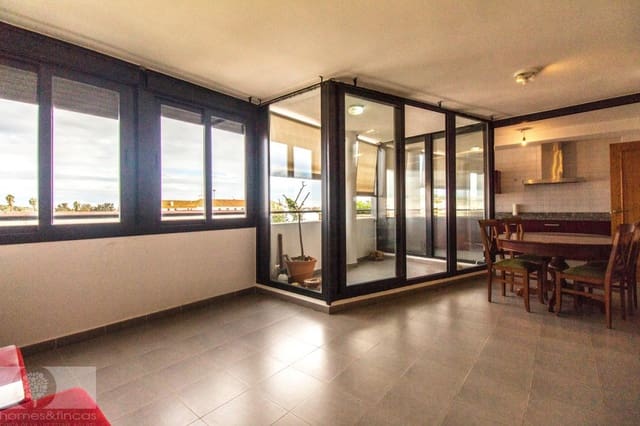 3 bedroom Apartment for sale in Ayamonte with pool - € 185,000 (Ref: 9395413)