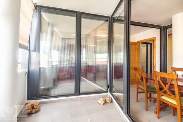 3 bedroom Apartment for sale in Ayamonte with pool - € 185,000 (Ref: 9395413)