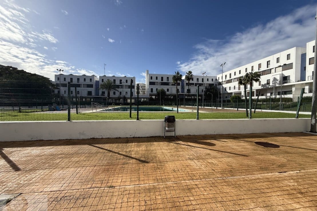 3 bedroom Apartment for sale in Ayamonte with pool - € 185,000 (Ref: 9395413)