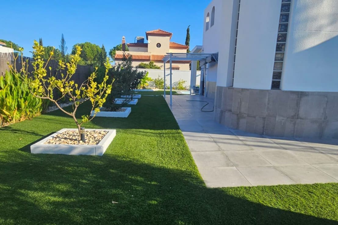 3 soveværelse Villa til salg i Ayamonte med swimmingpool - € 469.000 (Ref: 9395415)