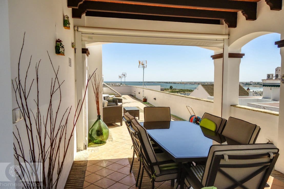 7 Zimmer Villa zu verkaufen in Ayamonte mit Pool - 1.299.000 € (Ref: 9404416)