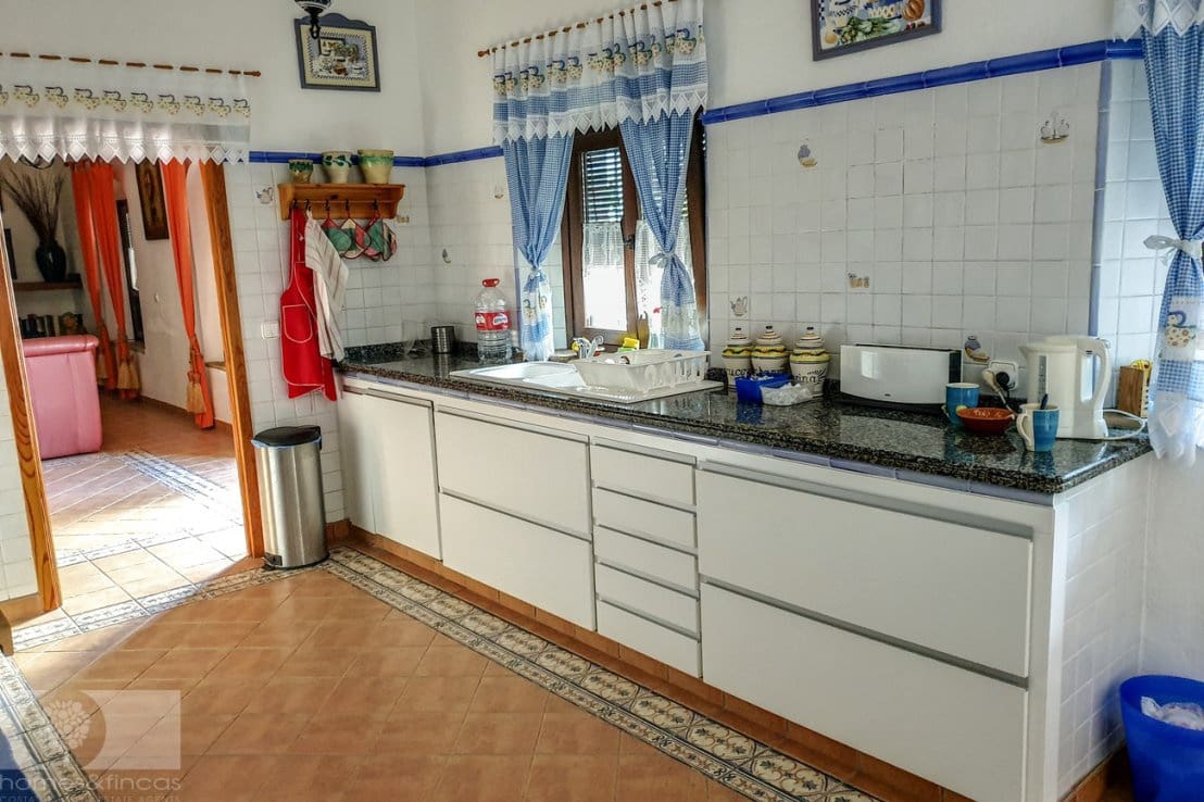 7 Zimmer Villa zu verkaufen in Ayamonte mit Pool - 1.299.000 € (Ref: 9404416)