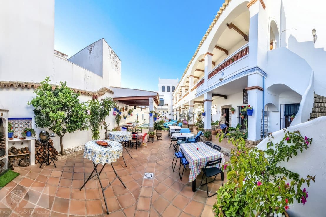 7 Zimmer Villa zu verkaufen in Ayamonte mit Pool - 1.299.000 € (Ref: 9404416)