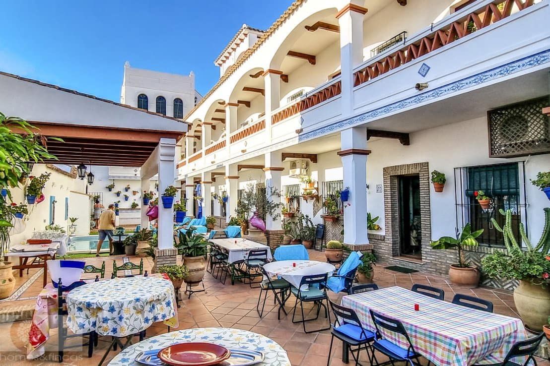 7 Zimmer Villa zu verkaufen in Ayamonte mit Pool - 1.299.000 € (Ref: 9404416)