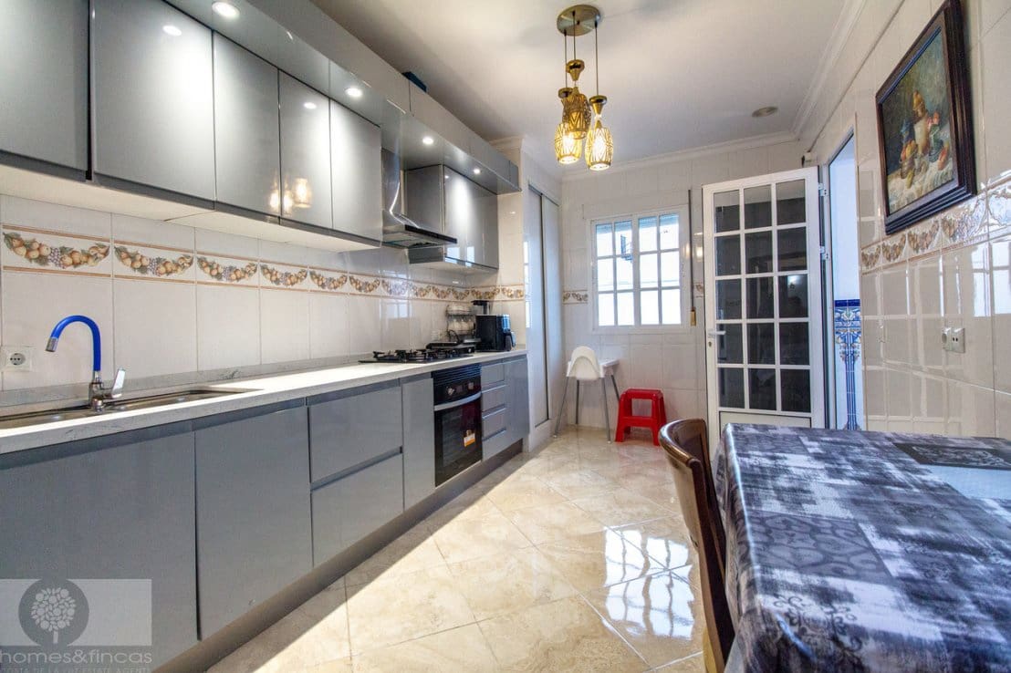 3 Zimmer Haus zu verkaufen in Lepe - 210.000 € (Ref: 9447420)