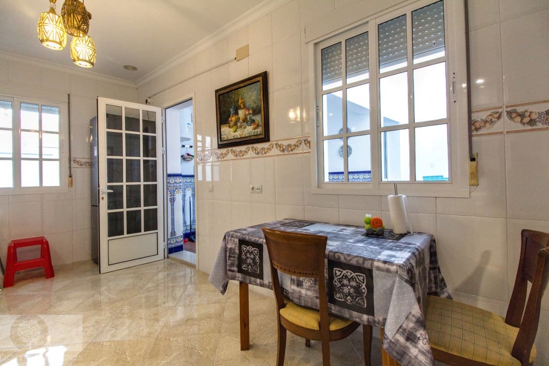 3 Zimmer Haus zu verkaufen in Lepe - 210.000 € (Ref: 9447420)