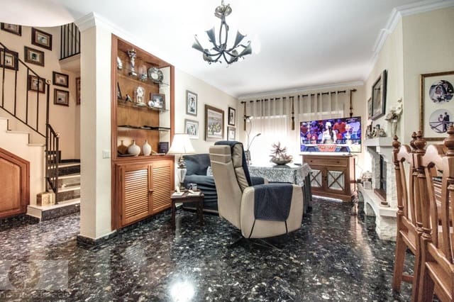 4 chambre Villa/Maison à vendre à Ayamonte - 370 000 € (Ref: 9451382)