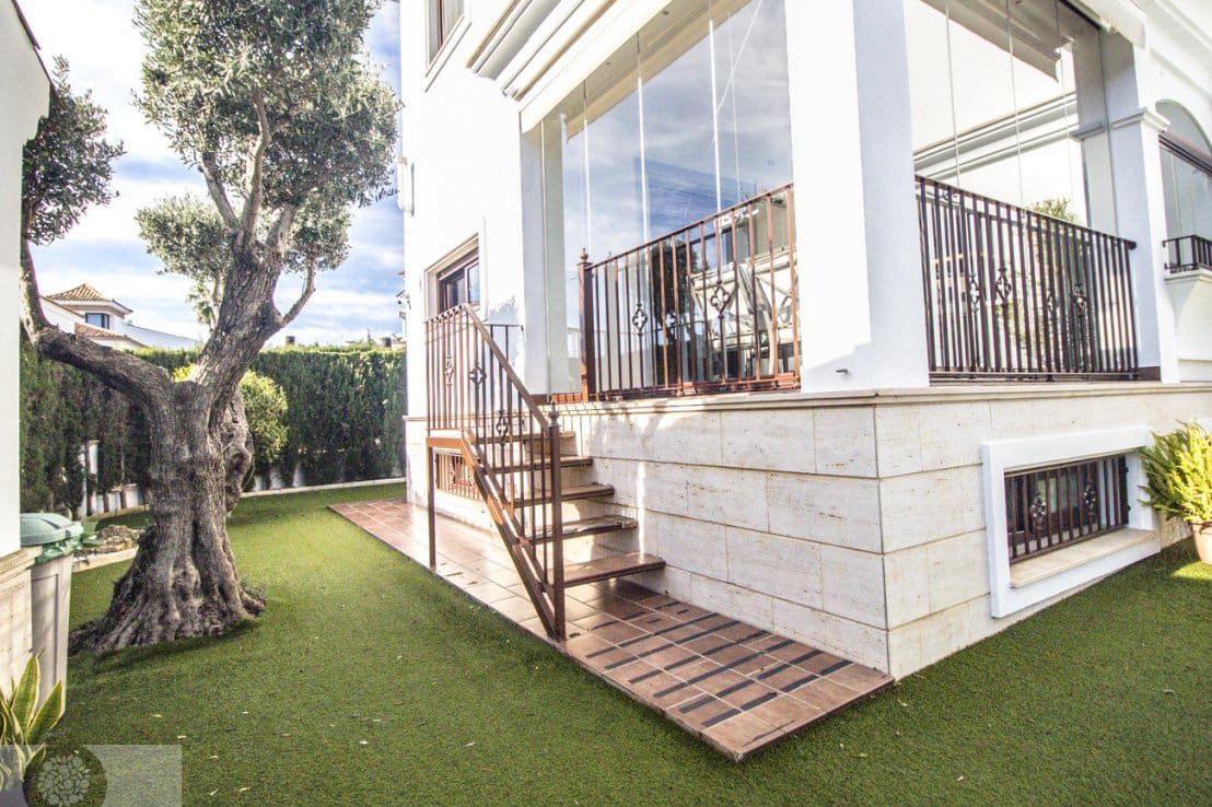 5 chambre Villa/Maison à vendre à Lepe avec piscine - 630 000 € (Ref: 9538791)