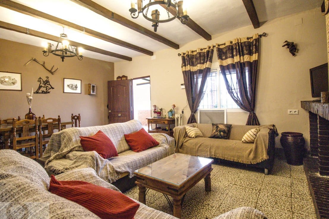 4 bedroom Finca/Country House for sale in Gibraleon - € 258,990 (Ref: 9542467)