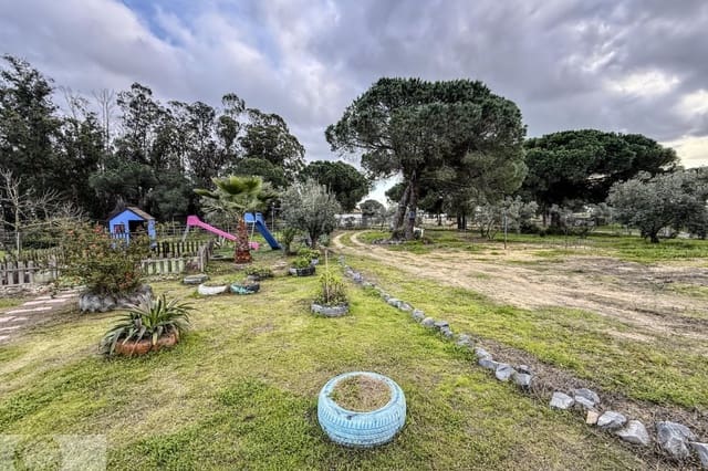 4 bedroom Finca/Country House for sale in Gibraleón - € 258,990 (Ref: 9542467)