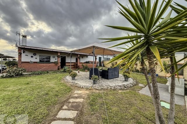 4 bedroom Finca/Country House for sale in Gibraleón - € 258,990 (Ref: 9542467)