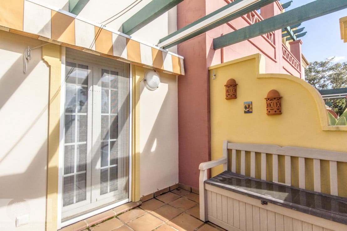 Apartamento de 2 habitaciones en Isla Canela en venta con piscina - 179.000 € (Ref: 9542615)