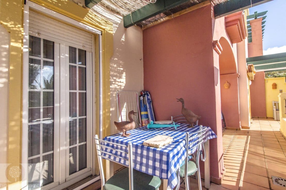 Apartamento de 2 habitaciones en Isla Canela en venta con piscina - 179.000 € (Ref: 9542615)