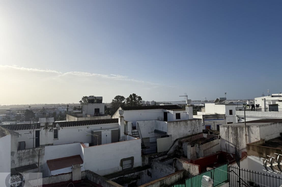 1 bedroom Apartment for sale in Ayamonte - € 75,000 (Ref: 9546909)