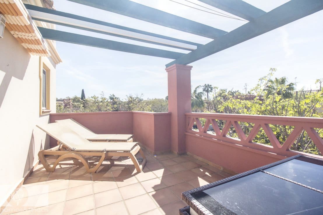 2 bedroom Apartment for sale in Ayamonte - € 205,000 (Ref: 9676254)