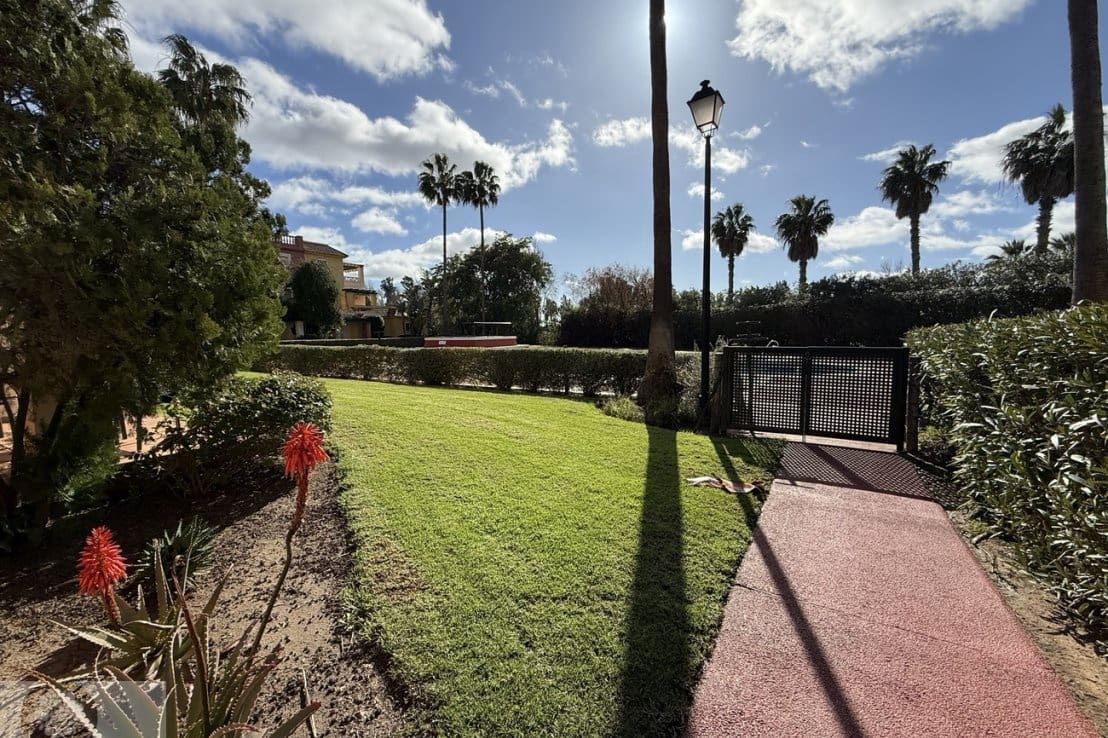 2 bedroom Apartment for sale in Ayamonte - € 205,000 (Ref: 9676254)