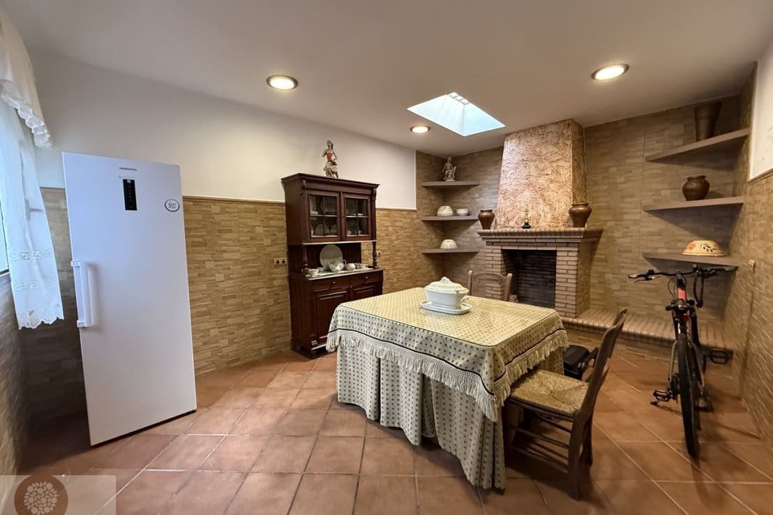 4 bedroom Villa for sale in Ayamonte - € 330,000 (Ref: 9676255)