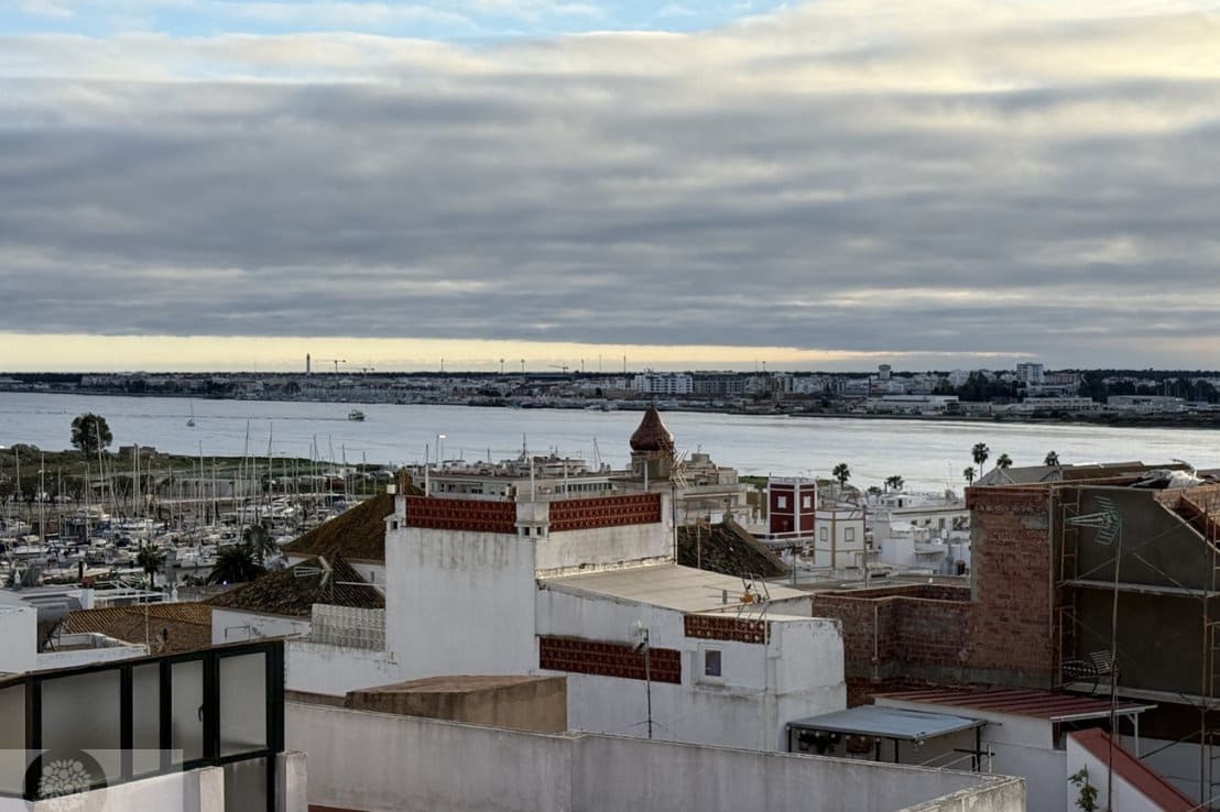 4 bedroom Villa for sale in Ayamonte - € 330,000 (Ref: 9676255)