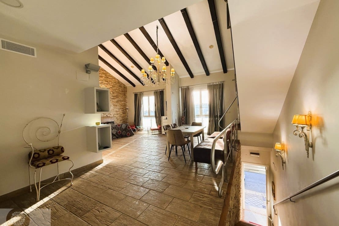 3 makuuhuone Huoneisto myytävänä paikassa Lepe - 204 000 € (Ref: 9679270)