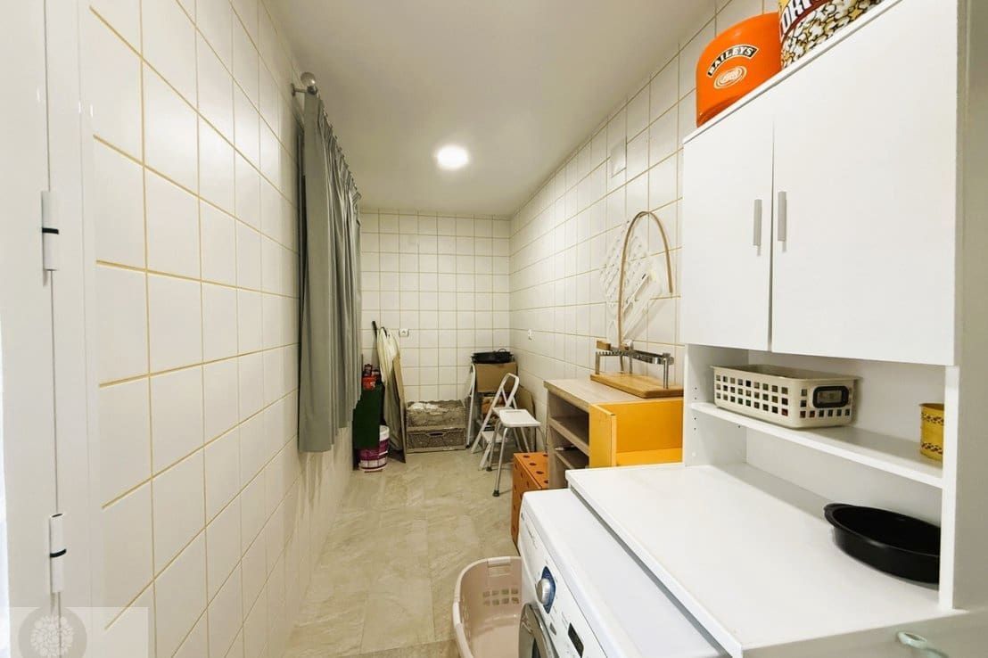 3 makuuhuone Huoneisto myytävänä paikassa Lepe - 204 000 € (Ref: 9679270)