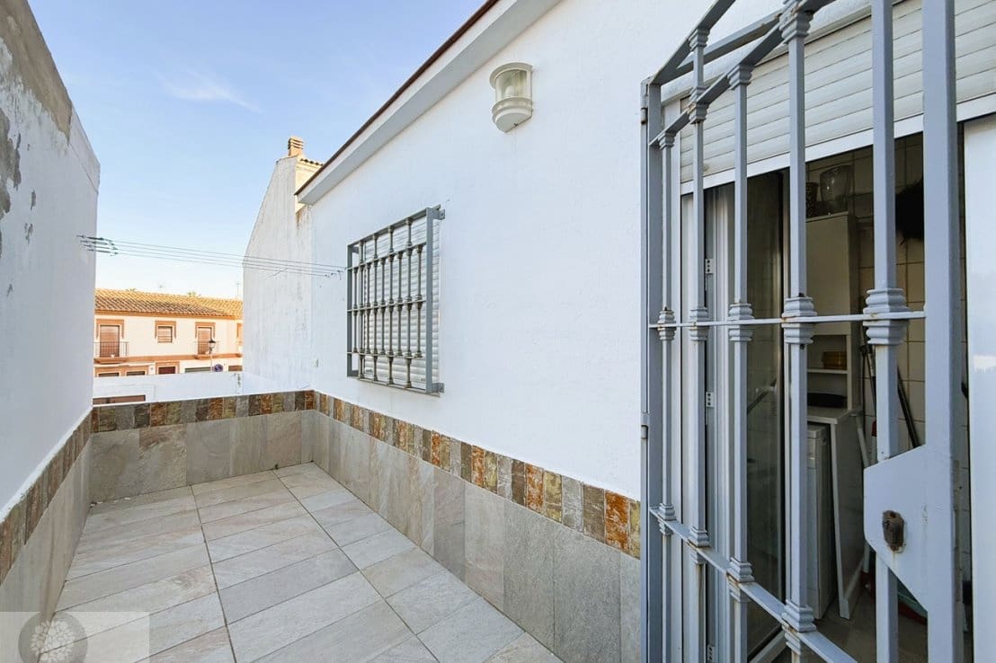 3 makuuhuone Huoneisto myytävänä paikassa Lepe - 204 000 € (Ref: 9679270)