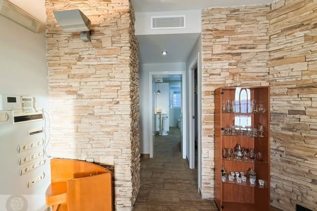 3 makuuhuone Huoneisto myytävänä paikassa Lepe - 204 000 € (Ref: 9679270)