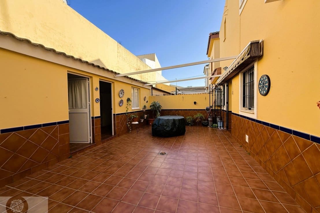 3 bedroom Terraced Villa for sale in Ayamonte - € 250,000 (Ref: 9697819)