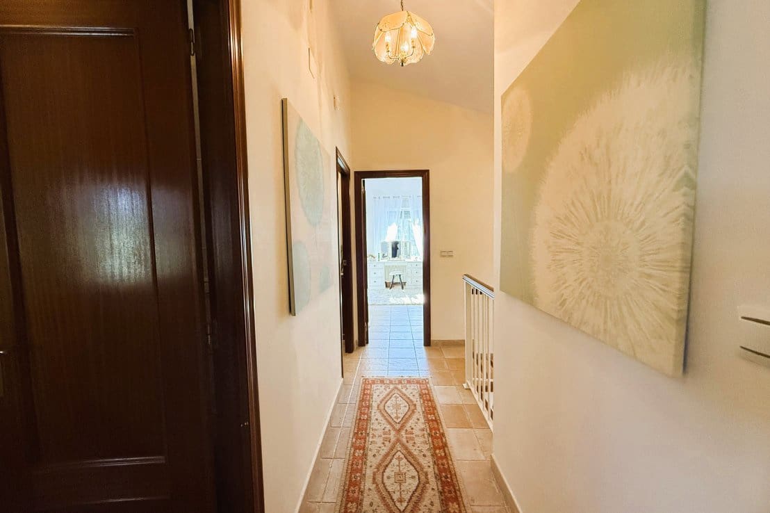 5 bedroom Villa for sale in Isla Cristina with pool - € 549,000 (Ref: 9714167)