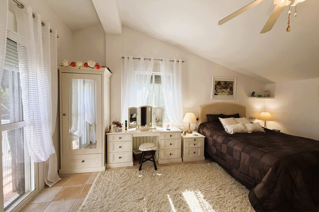 5 bedroom Villa for sale in Isla Cristina with pool - € 549,000 (Ref: 9714167)