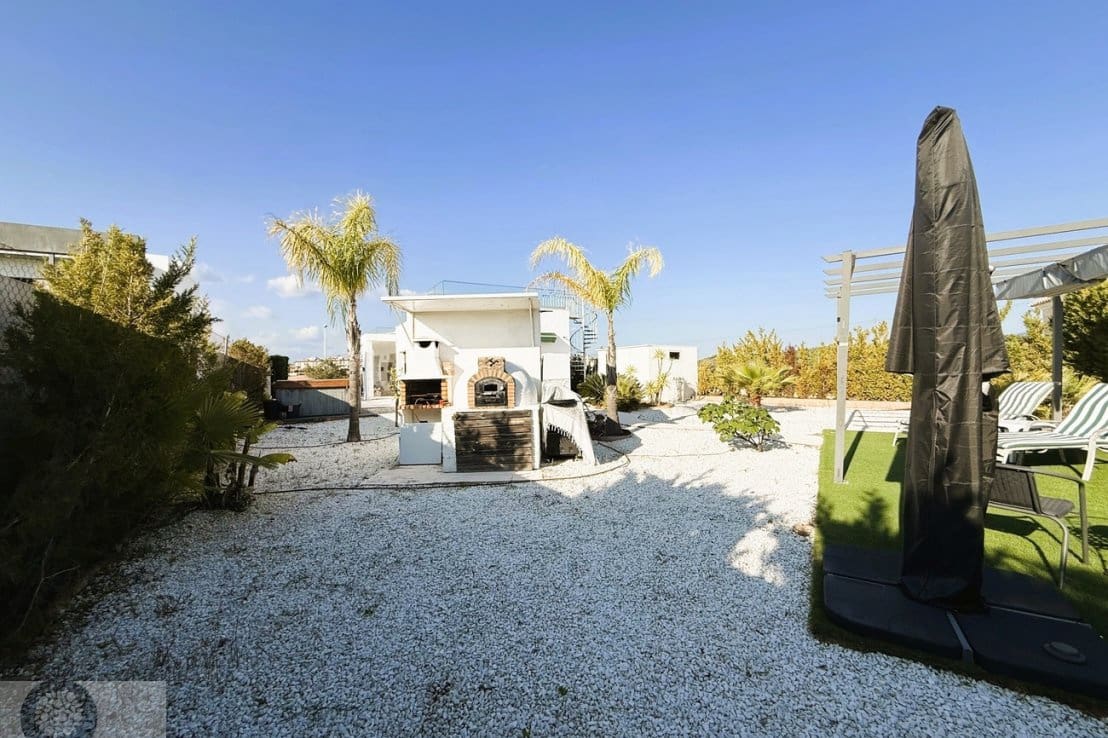 3 bedroom Villa for sale in Ayamonte with pool - € 350,000 (Ref: 9715549)