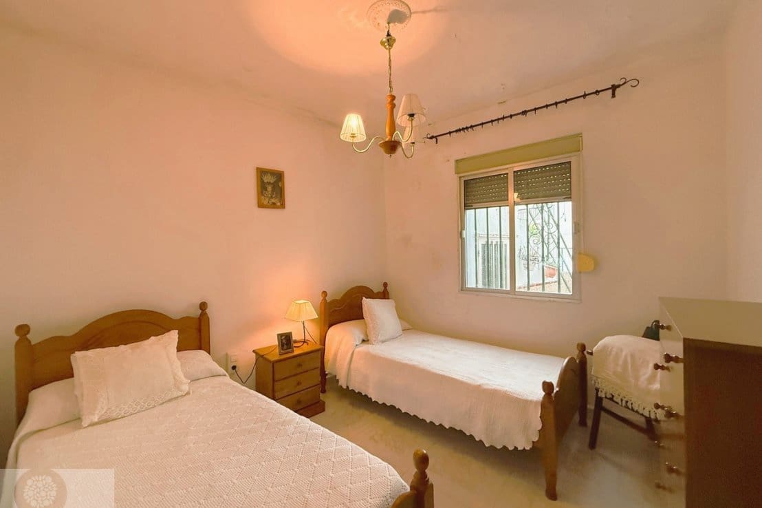 5 bedroom Townhouse for sale in Ayamonte - € 289,000 (Ref: 9745121)