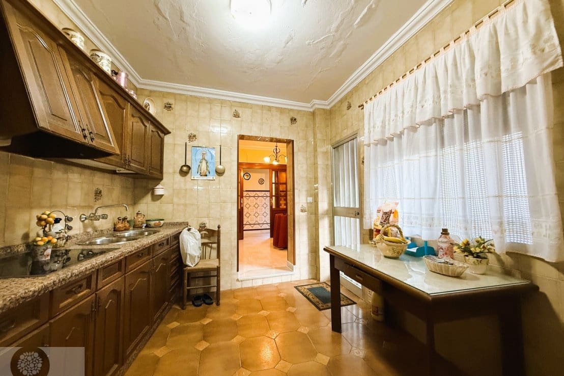 5 bedroom Townhouse for sale in Ayamonte - € 289,000 (Ref: 9745121)