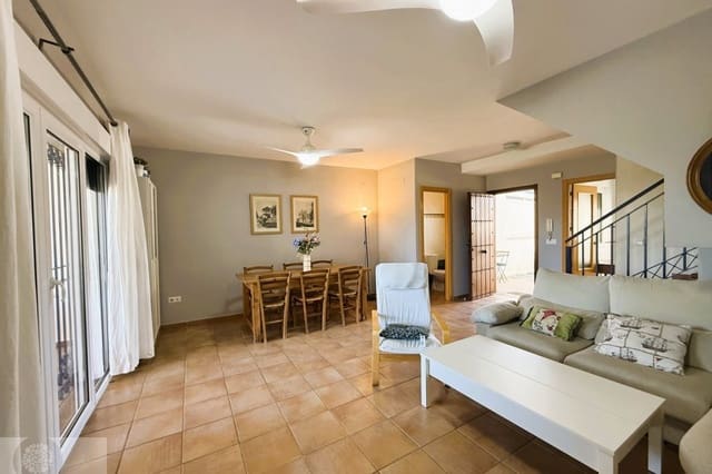 3 soverom Hus til salgs i Ayamonte med svømmebasseng - € 219 000 (Ref: 9782092)