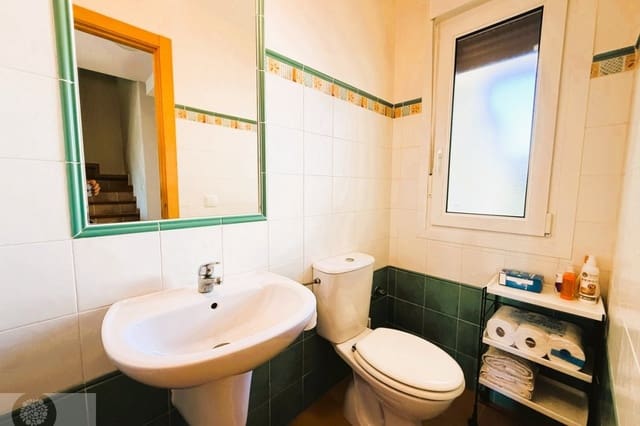 3 soverom Hus til salgs i Ayamonte med svømmebasseng - € 219 000 (Ref: 9782092)