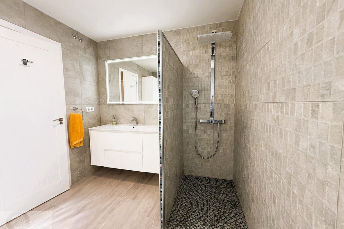 2 bedroom Apartment for sale in Isla Canela - € 299,000 (Ref: 9783366)