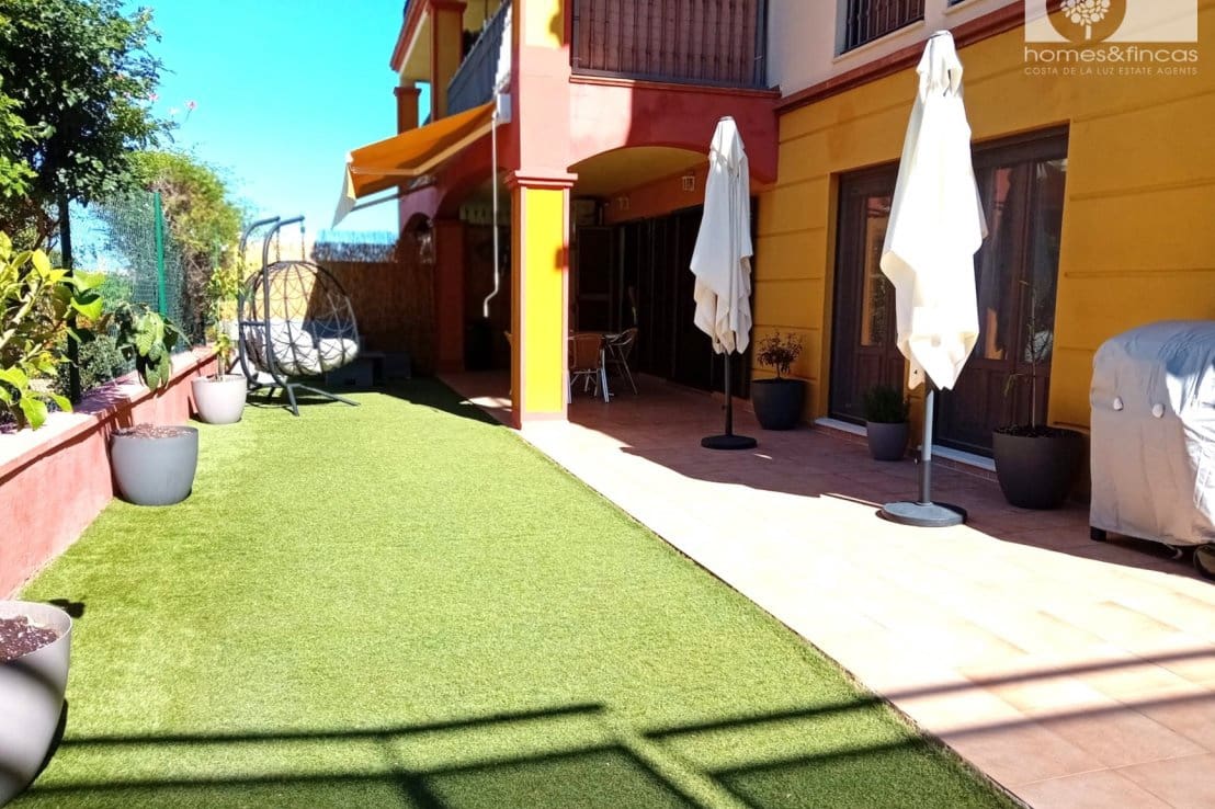 Apartment for sale in Ayamonte - € 229,000 (Ref: 9879991)