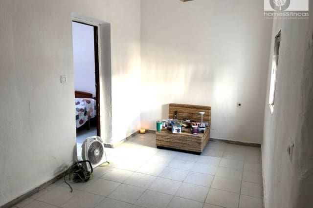 Hus til salgs i Ayamonte - € 50 000 (Ref: 9902306)