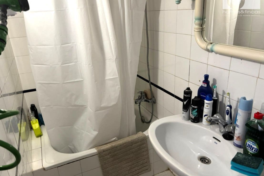 Hus til salgs i Ayamonte - € 50 000 (Ref: 9902306)