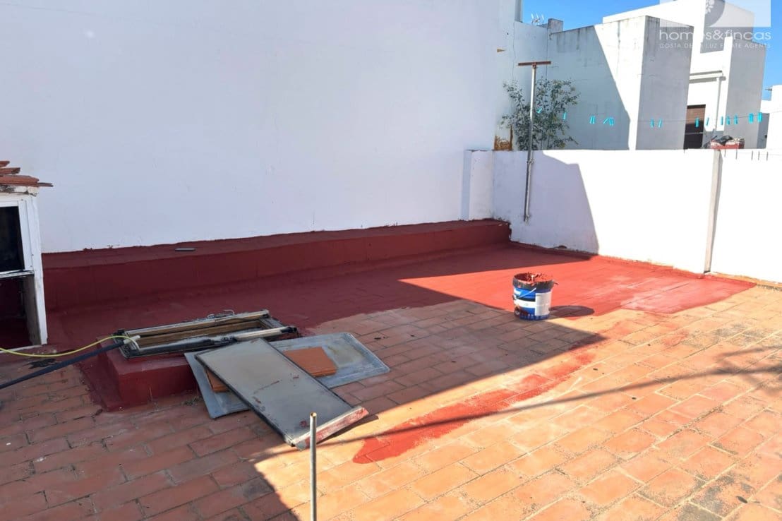 Hus til salgs i Ayamonte - € 50 000 (Ref: 9902306)