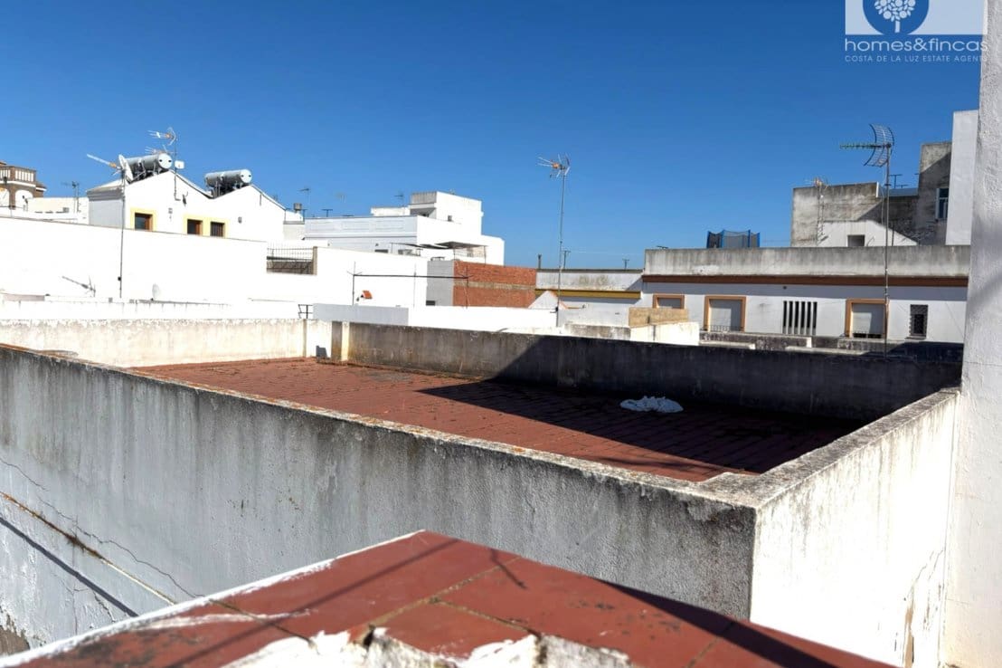 Hus til salgs i Ayamonte - € 50 000 (Ref: 9902306)
