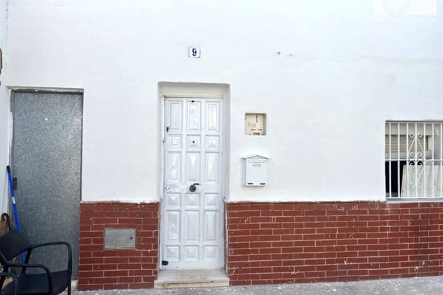 Hus til salgs i Ayamonte - € 50 000 (Ref: 9902306)