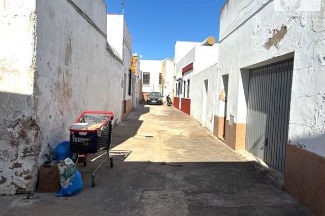 Hus til salgs i Ayamonte - € 50 000 (Ref: 9902306)