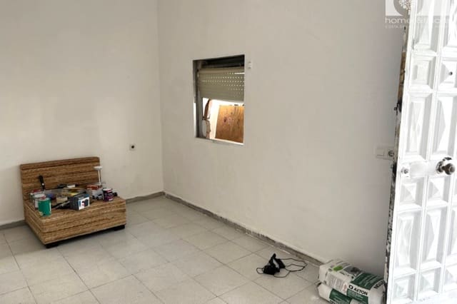 Hus til salgs i Ayamonte - € 50 000 (Ref: 9902306)