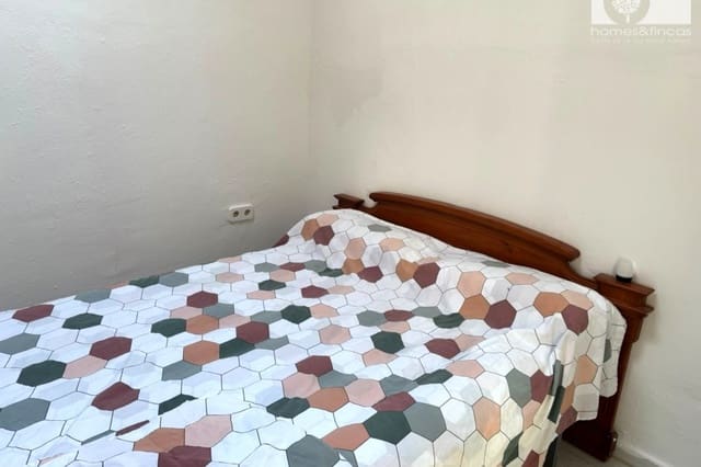 Hus til salgs i Ayamonte - € 50 000 (Ref: 9902306)